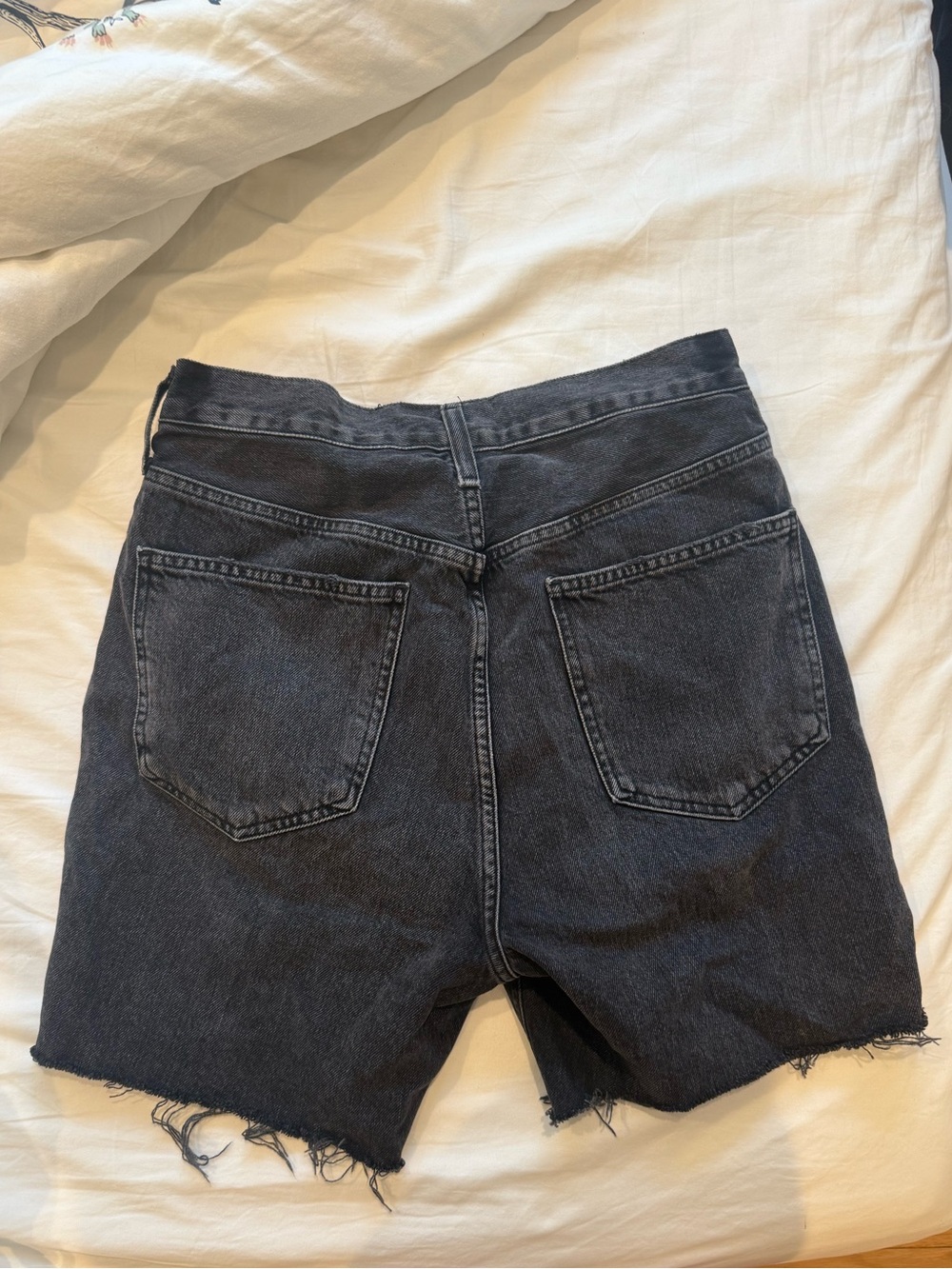 Agolde Black High-Rise Frayed Hem Jean Shorts - Picture 4 of 4